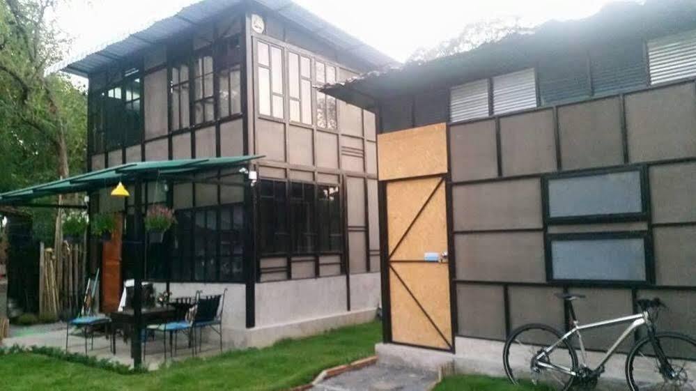 A Pousada Viva Shack Chiang Mai Exterior foto